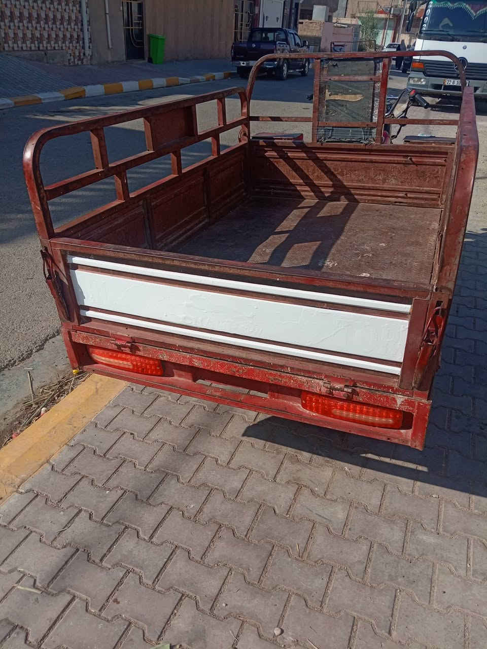 متاح ستوته ام طير ٢٠٢٠ مكمركه اورقها كامله كهربائيتها شغله كلها مكانها هيت سعرها مليون و ٣٠٠
***********
