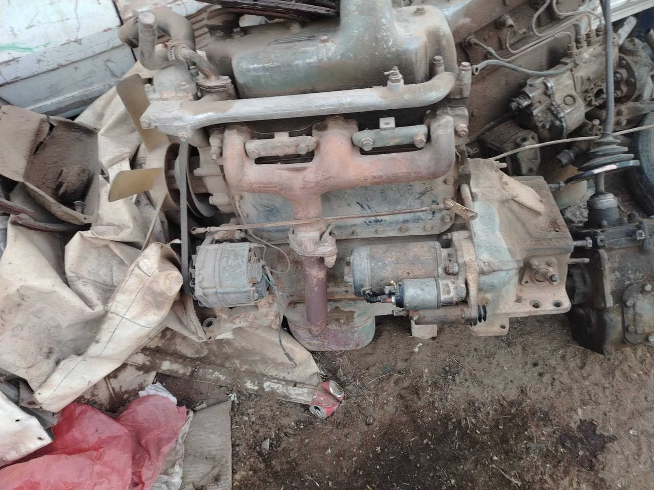 سلام عليكم لبيع محرك مال خرسه ستندر لاصرف ولابخار مكان بغداد مكلف بنشر ***********
