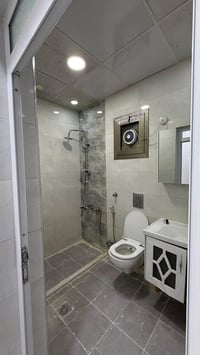 🏡 شقة للإيجار – المنصور / حي دراغ عوائل- طالبات - موظفات  تتكون من: غر...