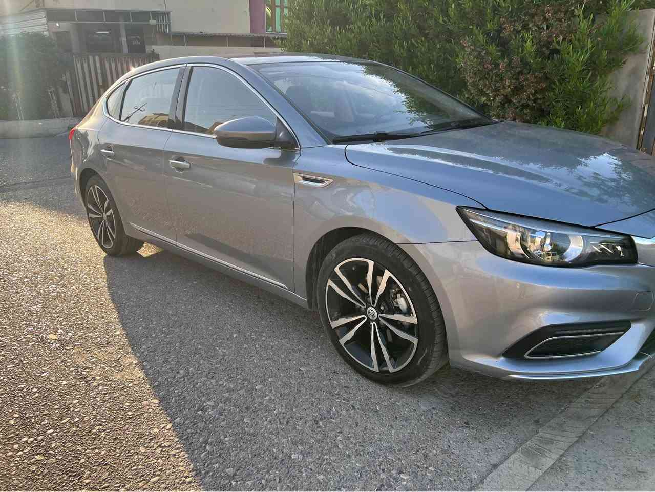 Mg6 2022 
مواصفات ترۆفی
تەبرید مەرکەزی
ناو سۆر و رەش
برێك بەصمە 
ئۆتۆهۆلد
سەقف سلاید
چەکمەجە سەلاجە
سەیارەکە زۆر خاوێنە
ویل کرۆم حەجم ١٨ 
بێ سبوغە تەنها کەمێك تەعدیلی هەیە سۆنارم دانەوە 
مەکینە ١٥ تۆربۆیە زۆر بەقوەتە 
سەنەوی نوێیە 
هەزەی نوێیە 
فەحسی نوێیە 
٥٠٠$ غەرامەی لەسەرە لە پاش مەعمەلە بۆت ئەگەرێنمەوە
نرخی ١١٠$ مەجالێکی کەم
 
***********
WhatsApp
Viber أربيل, العراق
