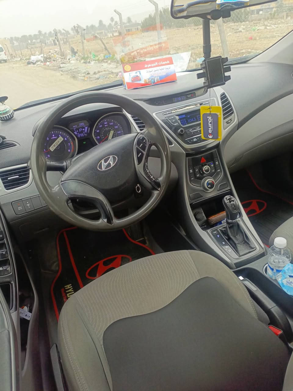 السلام عليكم النترا موديل 14 مصفره هيئه وغرامات رقم بغداد بسمي وارد امريكي حادثه جاملغ صفحة السائق الامامي بيه منضومة غاز مكانه بغداد الكريعات سعره 120 وبيه مجال حك الجيه رقمي *********** الشراي يتصل ممتواجد عل فيس مكينه الفين
