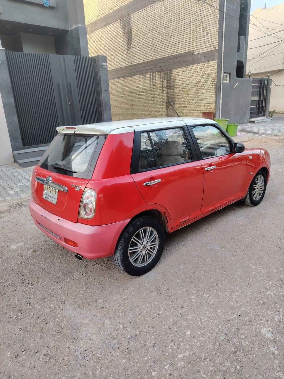 السلام عليكم سياره ليفان 320 للبيع موديل 2012 
السعر 33 وبيه مجال بسيط للاستفسار الاتصال على الرقم***********
