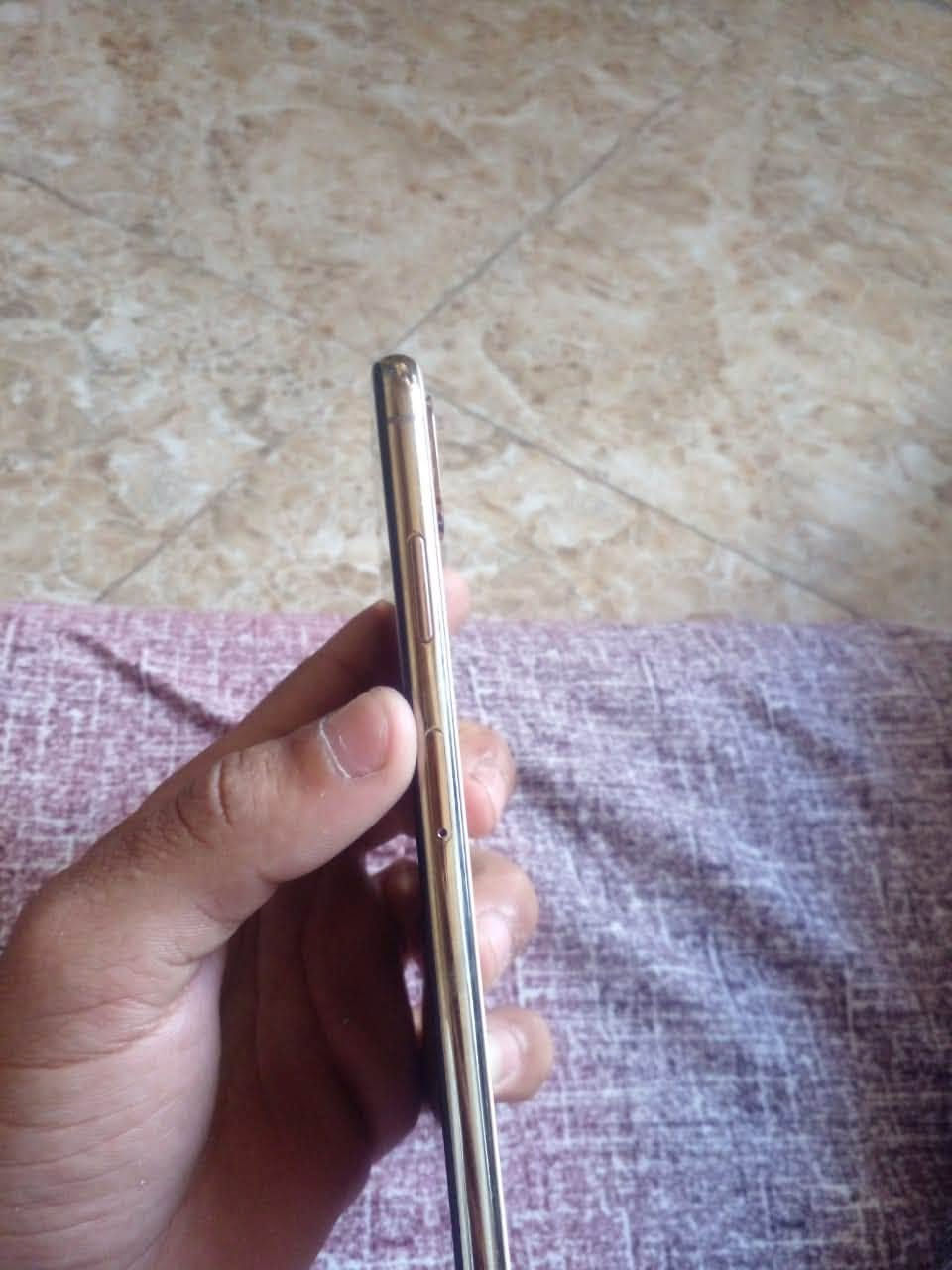 للبيع آيفون x s max ذاكره 64 جهاز نضيف مبدل بطاريه ٩٩ وفيس إيدي واكف الجهاز نضيف حيل مثل ما واضح سعر 200 وبي مجال قليل شراي خابذني ***********
