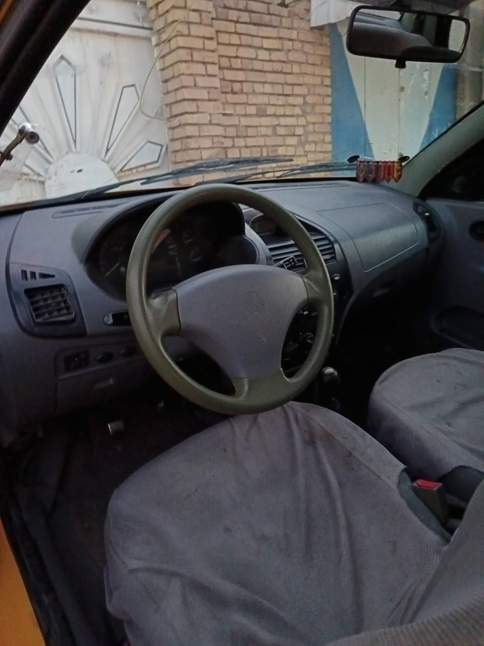 السلام عليكم طيبه للبيع
موديل 2015 ماشيه 130 الف سنويه ما ساقطه
بيهه بنيد مبدل وربع الجاملق اليمين مصبوغ المكينه ولكير مكفولات مداور ثاني يوم رقمه ميسان السعر 35
مكان السياره ميسان/العماره للاستفسار ***********
