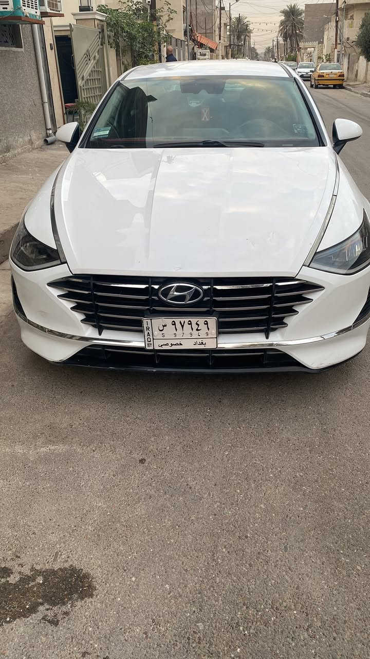 يساره سوناتا موديل ٢٠لون سلفر لبيع استفسار انتصل ***********
