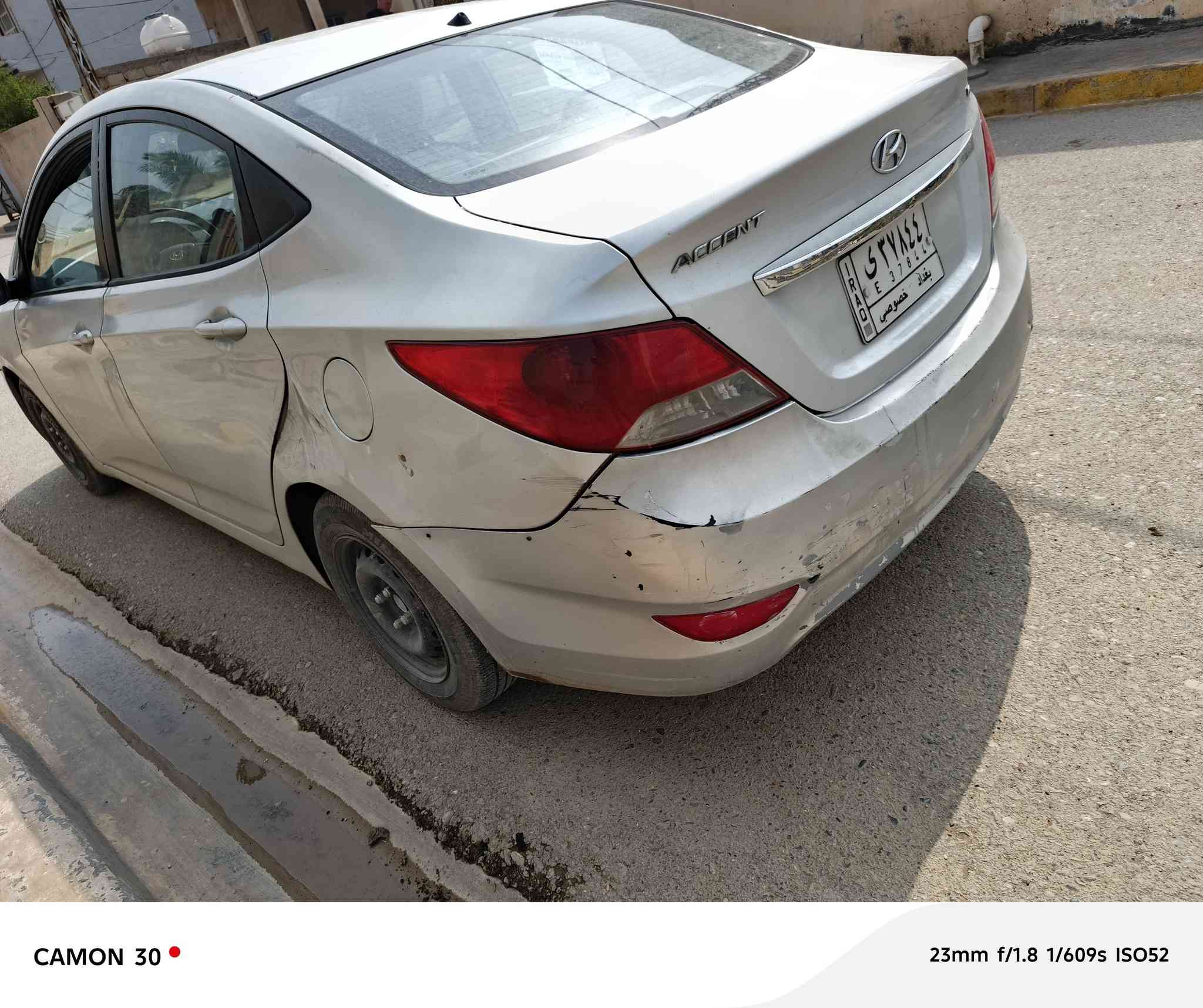 سلام عليكم اكسنت مديل ١٥
خليجي سياره جهازه بيه ملحضات بصيطه سونار مرفق بل منشور اريد مراوس فقط كيا حمل كون فرق قصاط 

***********
