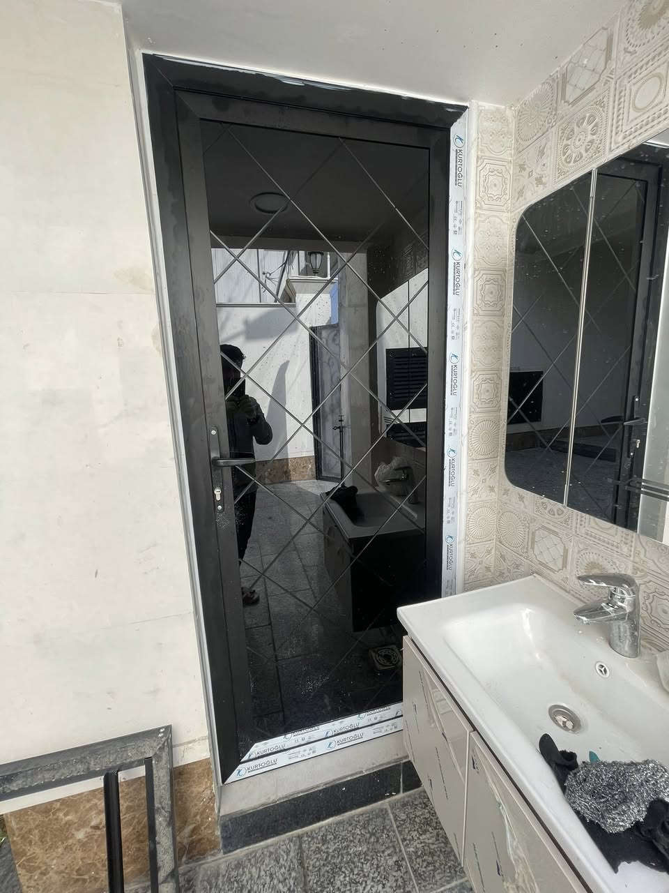 #عيون_بغداد 

 جميع أعمال الألمنيوم 

محجرات_أبواب وشبابيك -واجهات 

الصيني _التركي_السعوي 

بغداد /الشعب :-شارع عدن 

للحجز والاستفسار مراسلة الصفحة او 

الاتصال:-***********
