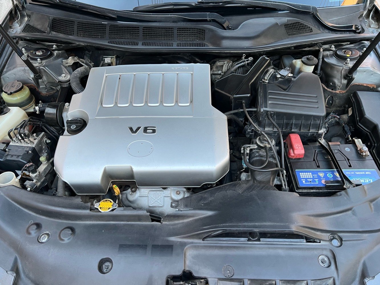 سلام عليكم افلون 2009 وارد امريكي صبع جمالية فقط بدون اي ضرر كير ومحرك مكفوله جاهزة مال جناية وبيه مجال بسيط