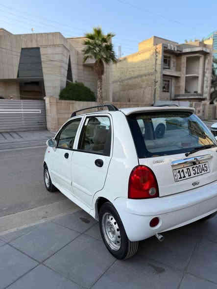 سلام عليكم  
شيري كيو كيو 

موديل 12 
بأسمي هزه ورقم جديد 
كير اوتوماتيك 
السياره حلوه وجاهزه 

داخلها كلش نظيف 

سعر 33 بيها مجال كلش بسيط 

مكاني بغداد حي العدل 
***********
