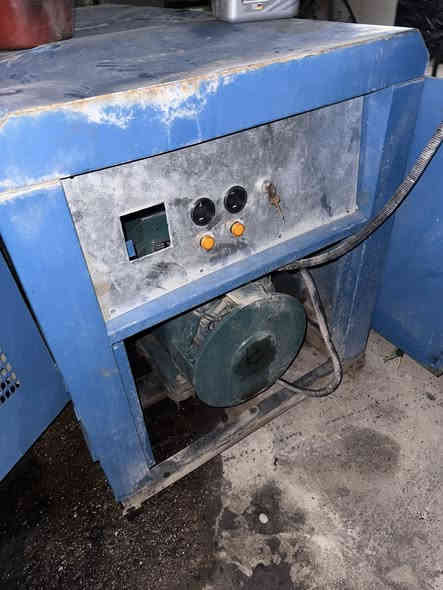 بيركنز صيني ٣٠ كيفي للبيع شغالة راديتر جديد السعر 15 ورقة وبيها مجال  مكانها بغداد البنوك
***********
