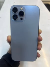 ايفون ١٣ برو ماكس • نضيف • كاميرا مبدلة