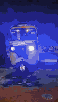 السلام عليكم تكتك للبيع 2021بشهر 2 لاونين رقم وسنويه رقم انكليزي تكتك حلوه ونضيفه فقط المكينه مجفته مره وحده تخم تايرات جديد معمره اخياسات مخيسه من جوه الغد شويه بيه ضربه بل صفح زقيره موضحه بدون زلق صفحة شوف العين ولا صبغ ولا معجون ولا زلوغ تجي وشوف بعينك وتاخذه تفحص المصلح الي عجبك المكان بصره رقم بسمي رقم الستفسار ***********
