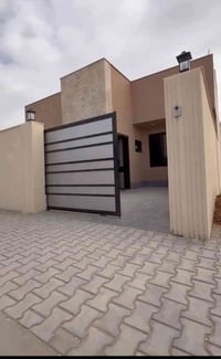 مجمع الشمس • ٢٠٠م • اقساط