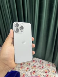 15 برو ماكس ذاكرة؛  256 بطارية ؛ 89🔋  نظيف كلش  مبدل(شاشة اصلية فقط) ا...