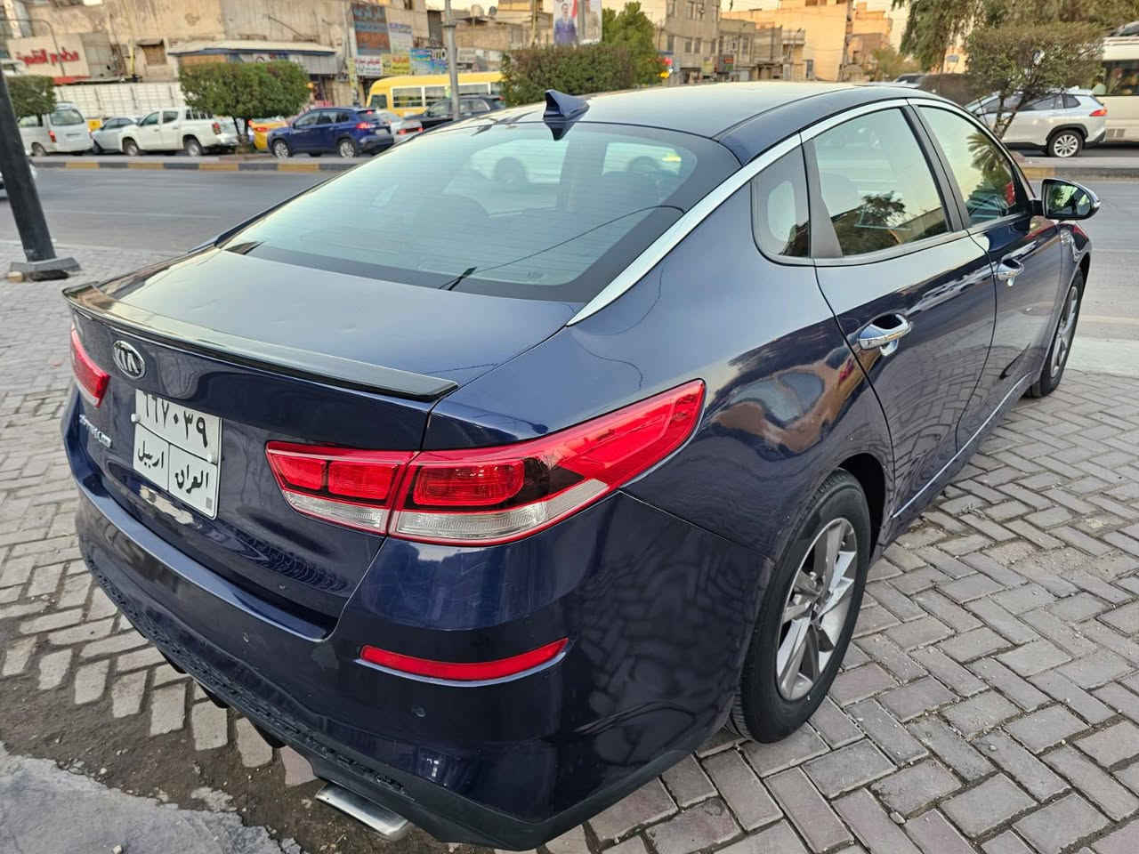 كيا اوبتيما 2020 اربيل بسمي حادث جاملغ خلفي وبيه بارد قليل بل بنيد ماشيه 54 ميل مواصفات شاشه كاميرا دواره تحديد مسار قياده ذاتيه توقف ذاتي ورادار جانبي وأمامي مكان السياره حي القاهره ***********
*********** السعر 140 وبيها مجال

