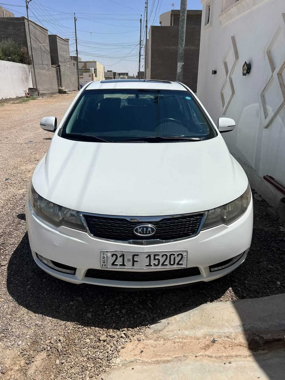 سيراتوا موديل ٢٠١٣ مكفولة كفالة عامة رقم سليمانية وسنوية جديدة بيها سونار كامل
ب١١٣ بيها مجال
للتواصل ***********
