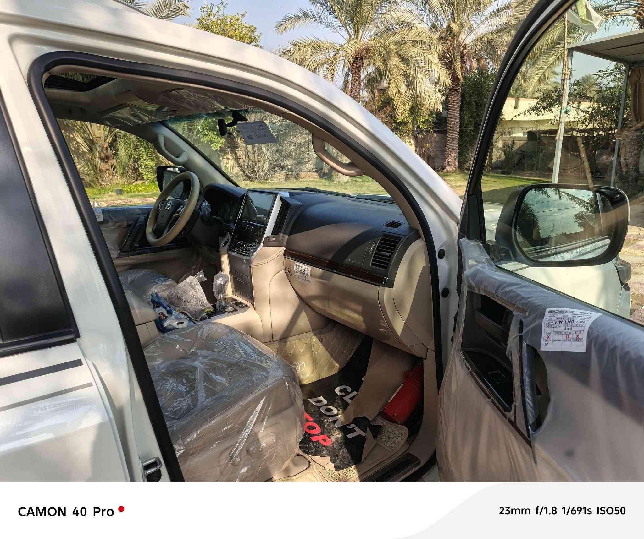 السلام عليكم
للبيع 
لاندكروز  2018  V6
بريم فول مواصفات 
مكفولة من صبغ
رقم بغداد انكليزي بسمي

الون ابيض 

مواصفات 

ثلاجه

ماوس 2

طفايه 

بصمه تشغيل 

بصمه ابواب لمس 

فتحه سلايت  

زراكات 

جام تصعيد تنزيل بلبصمه 

مري شفط 

شاشة كبيره 

كامرات 

تحكمات كامله 

حساس امامي 

حساس خلفي 

اشارت ترحيب ابواب عند الفتح 

وباقي مواصفات  معروفه 

تخم تاير جديد

محرك وكير كفالة 

***********

العنوان بابل. حله
