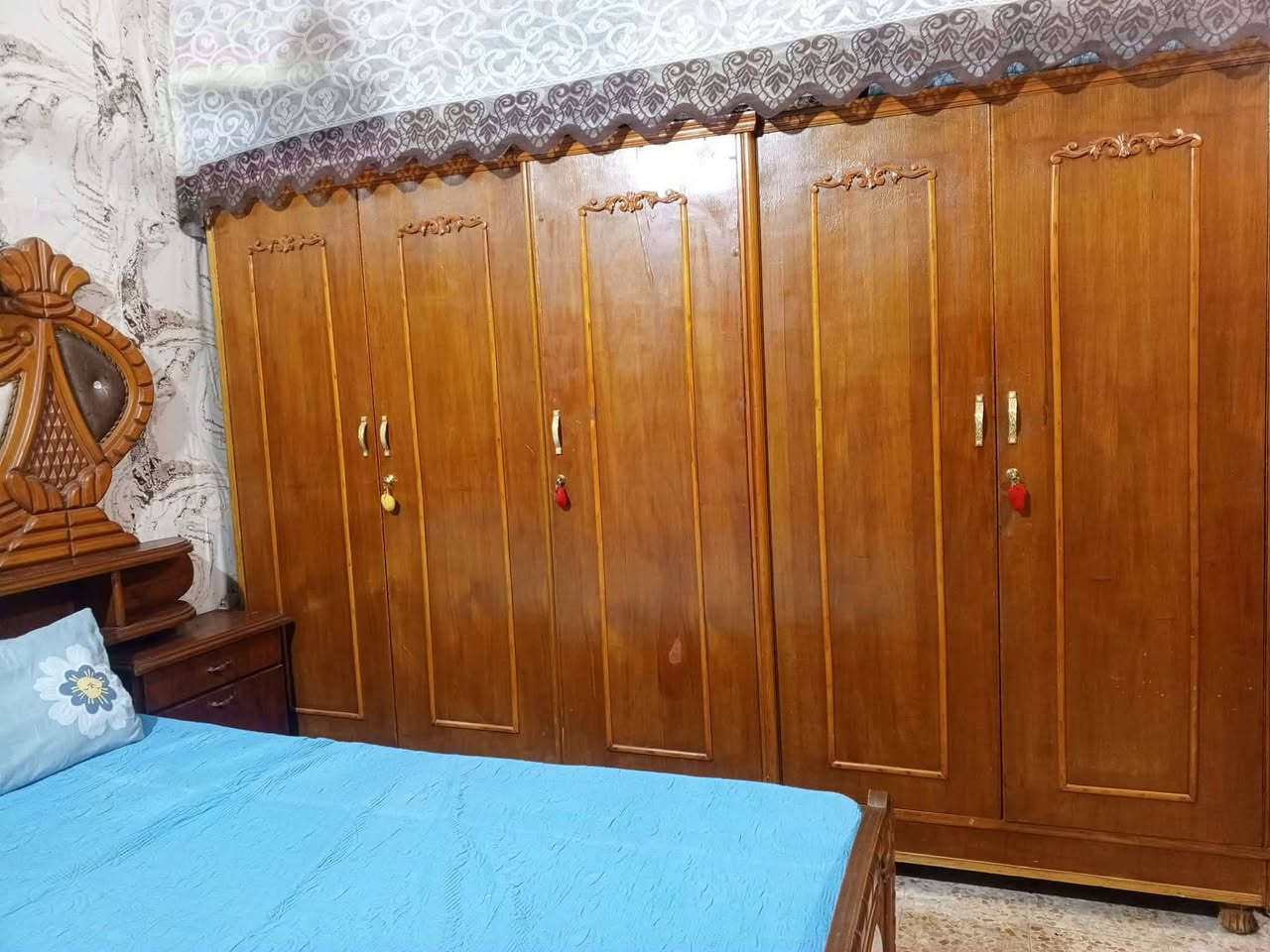 السلام عليكم للبيع غرفة خشب عراقي السعر ٥٥٠ ألف وبيها مجال
العنوان الموصل- برطلة - حي الربيع 
للأستفسار أكثر خاص


**إذا كنت صاحب هذا الإعلان وتريد حذفه لأي سبب، رجاءا أرسل رسالة إلى الدعم الفني**