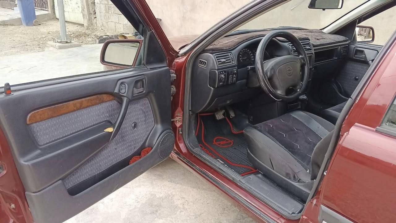 سلام عليكم أوبل فكتره للبيع سياره موديل 1994 كير اوتماتيك مكفول من كول شي سياره صبح عام له جمالية رقم جديد سنويه جديد سياره مشالله عل وضع شركه باقي سعر 53 بيه مجال قليل. الي شراي يخابر  رقم موبايل *********** مكان سياره كركوك ✅
