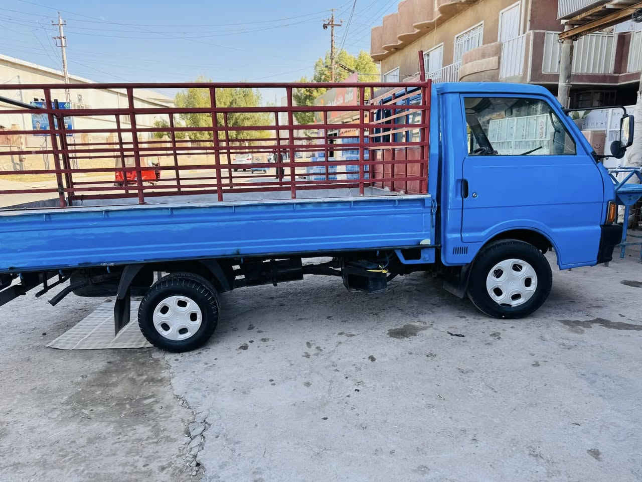 سلام عليكم كيا بنكو للبيع موديل 1994 سياره تعمير جديد سنويه 2028  رقم بغداد
مكينه بيها خيط بخار 

دوشمه جديده 

كير واكسن مكفولات 

كهربائيات كلها شغاله 

سياره احله من الصوره حداديه فول طكه مابيها

سياره نقصها بوليش 

سعر 48

رقم الهاتف***********

ملاحضه ً لمو شراي لا يعلق ولا يتصل
