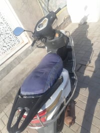 سكنس للبيع وترهم مراوس بماكس حسب قناعه محرك مفتوح مره وحده نضيفه كهربا...