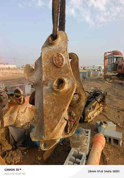 كماشات عدد٢ بيم ٨٠ بلاديات شغالات رقم ***********اثير***********
