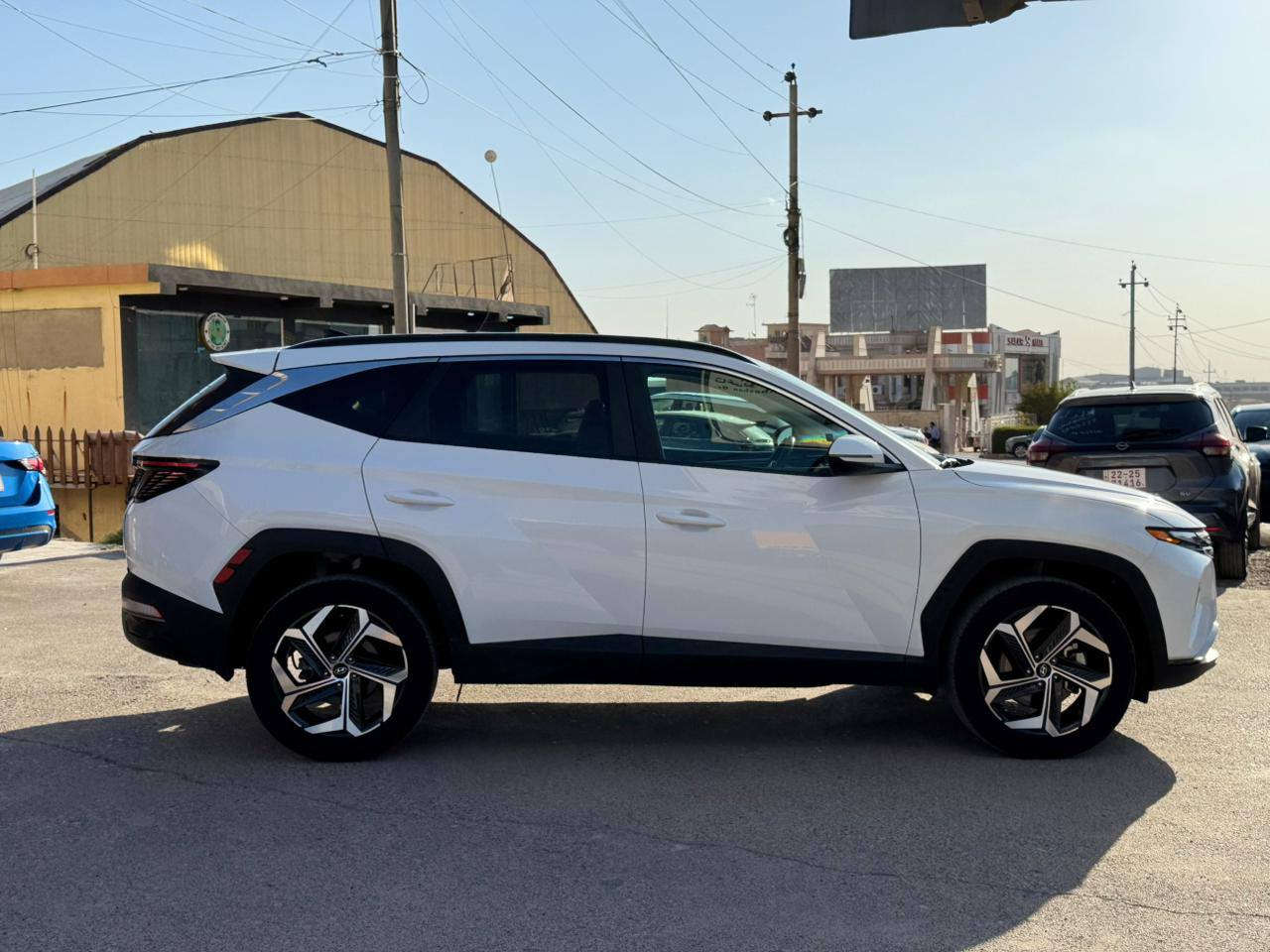 هوندا توكسن وارد امريكي 
موديل 2023
مواصفات فول 
فتحه 
بصمه 
شاشه كبيره 
كاميرا دوار 
رادار امامي 
رادار خلفي 
حساسات 
تحديد سرعه 
تحديد خط مسار 
دبل اسكل 
كشنات جلد 
كشنات هيتر 
داخل بيج 
تبريد مركزي 
سياره بيها شبرين صبخ بدون دواخل 
إرباك سكان راجع بلادي 
مكان سياره عقره 
سعرها 185ومجال
تلفون *********** اكر, نينوى
