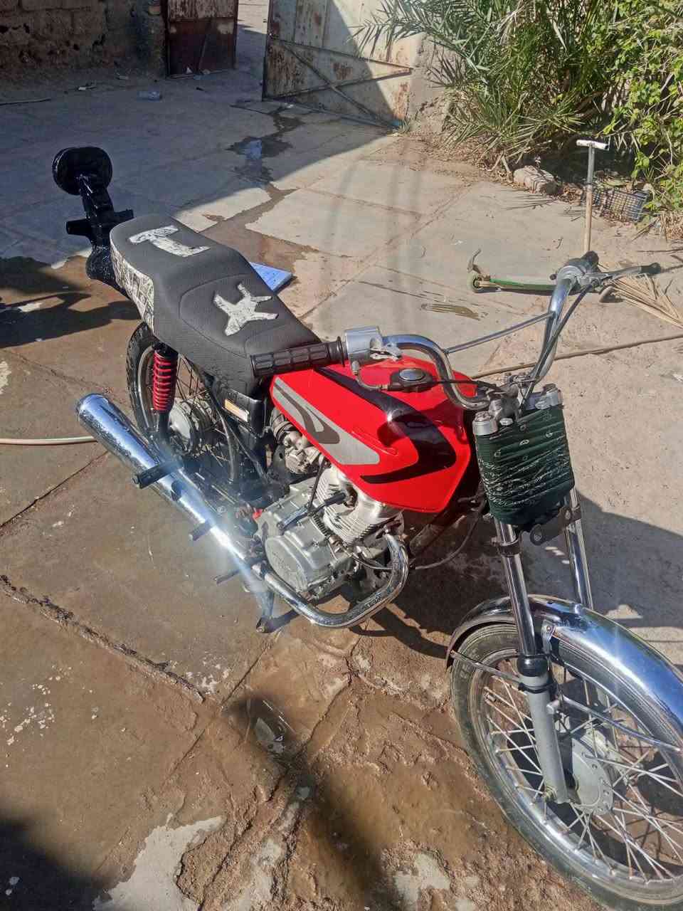 دراجه ناعمه 19 ادوات دراجه قايمه سعر 350 دراجه متروك هي جديده الموقع حيانيه حي الحسين***********
