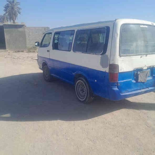 السلام عليكم هايس للبيع نضيفه حلوه
السعر 13وبيه مجال للطيبين *********** المكان البصرة التنومه
