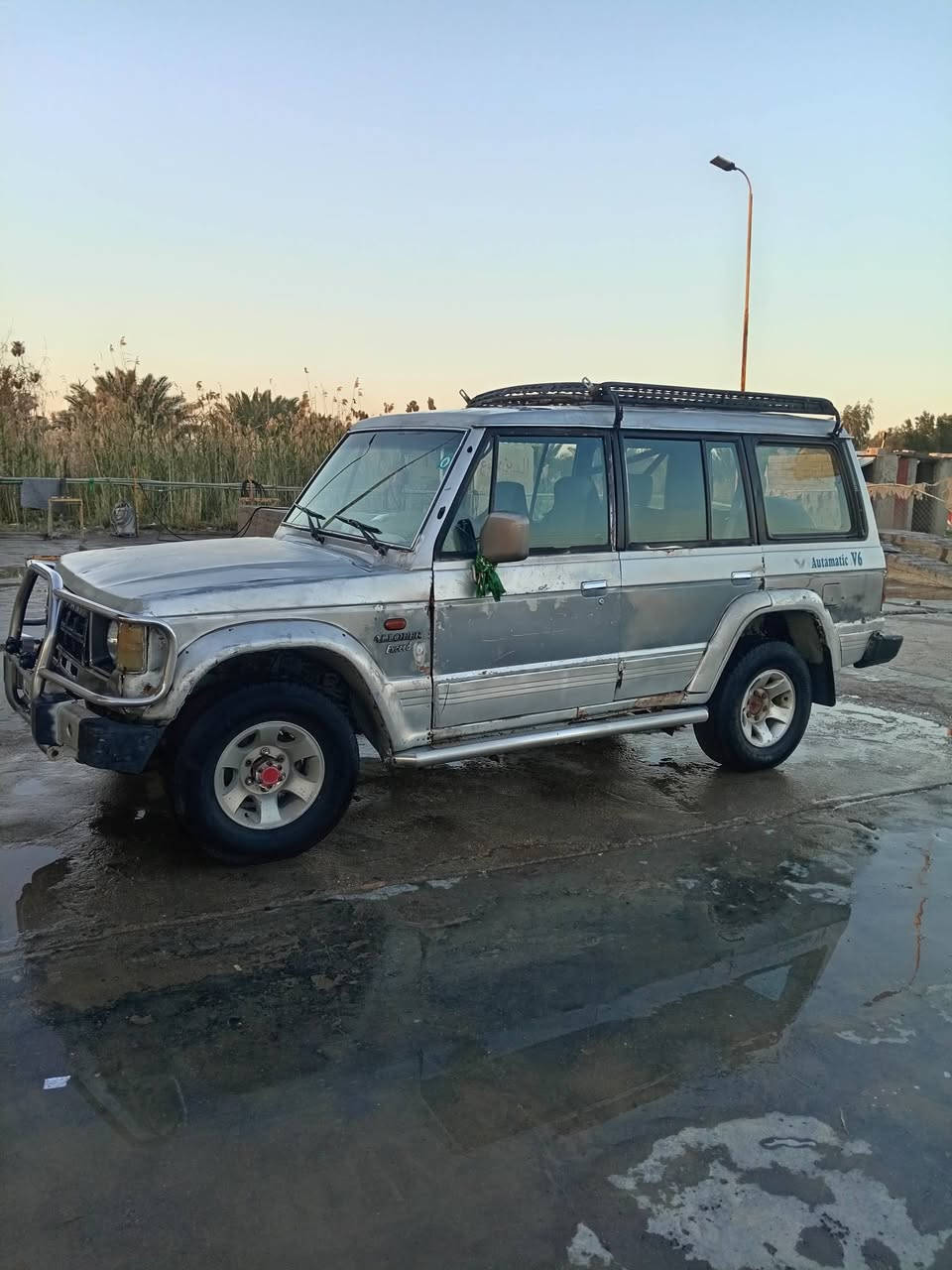 سلام عليكم خوان كالوبر موديل 93بسمي تحويل مباشر رقم نكليزي سياره مكفولة كفالة عامة كير محرك ستاركس سعره 57 وبيه مجال شي قليل حك الجيه استفسار ***********
