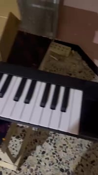 بيانو إلكتروني • يوصل موبايل • مع دواسه