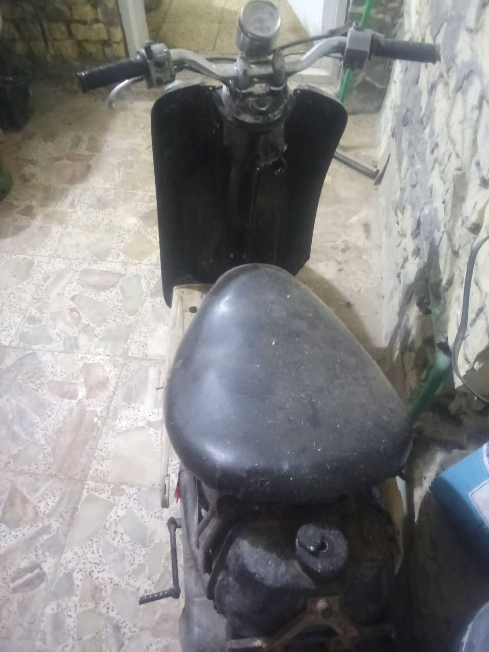 دراجه عبد الحليم  تشتغل بس تكطع نار ((كابريته جديده تجفيت جديد سعرها60 وبيها مجال واتساب ‏‪0777 879 9171‬‏
