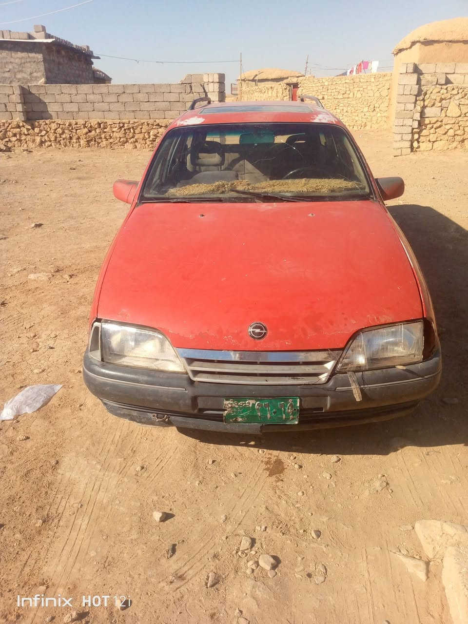 اوميكا للبيع وكاله او تحويل كير محرك شرط السعر 12 بيها مجال 
***********
