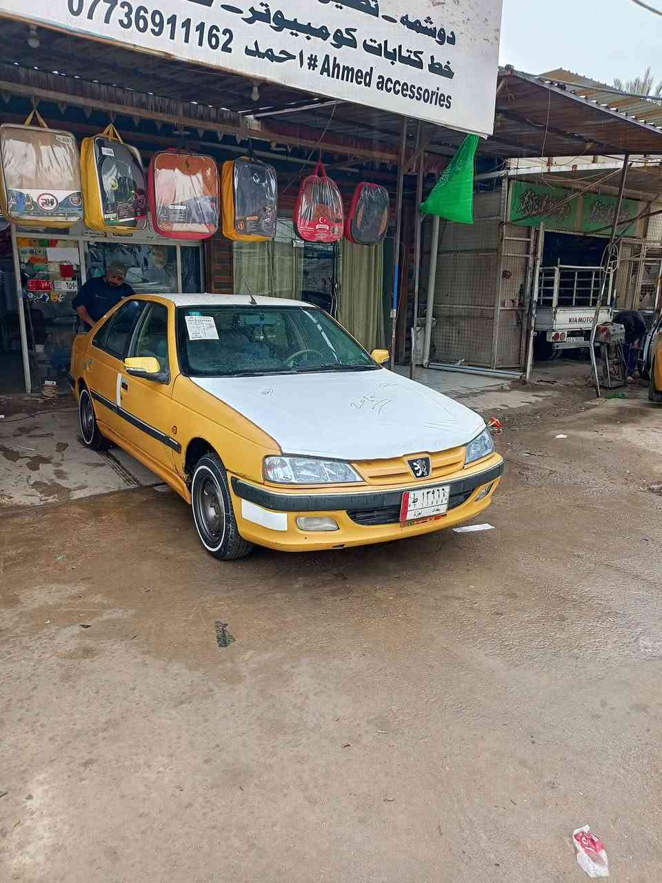 السلام عليكم بيجو بارص مديل 2010
السياره مصبوغه من جوه الجام كير مكينه جداد صدر جديد 
داخل مدوشم جديد شاشه تاب سستم سماعات السياره كلش حلوه كبل لشارع السعر 28 العنوان بغداد الزعفرانيه الرقم ***********
