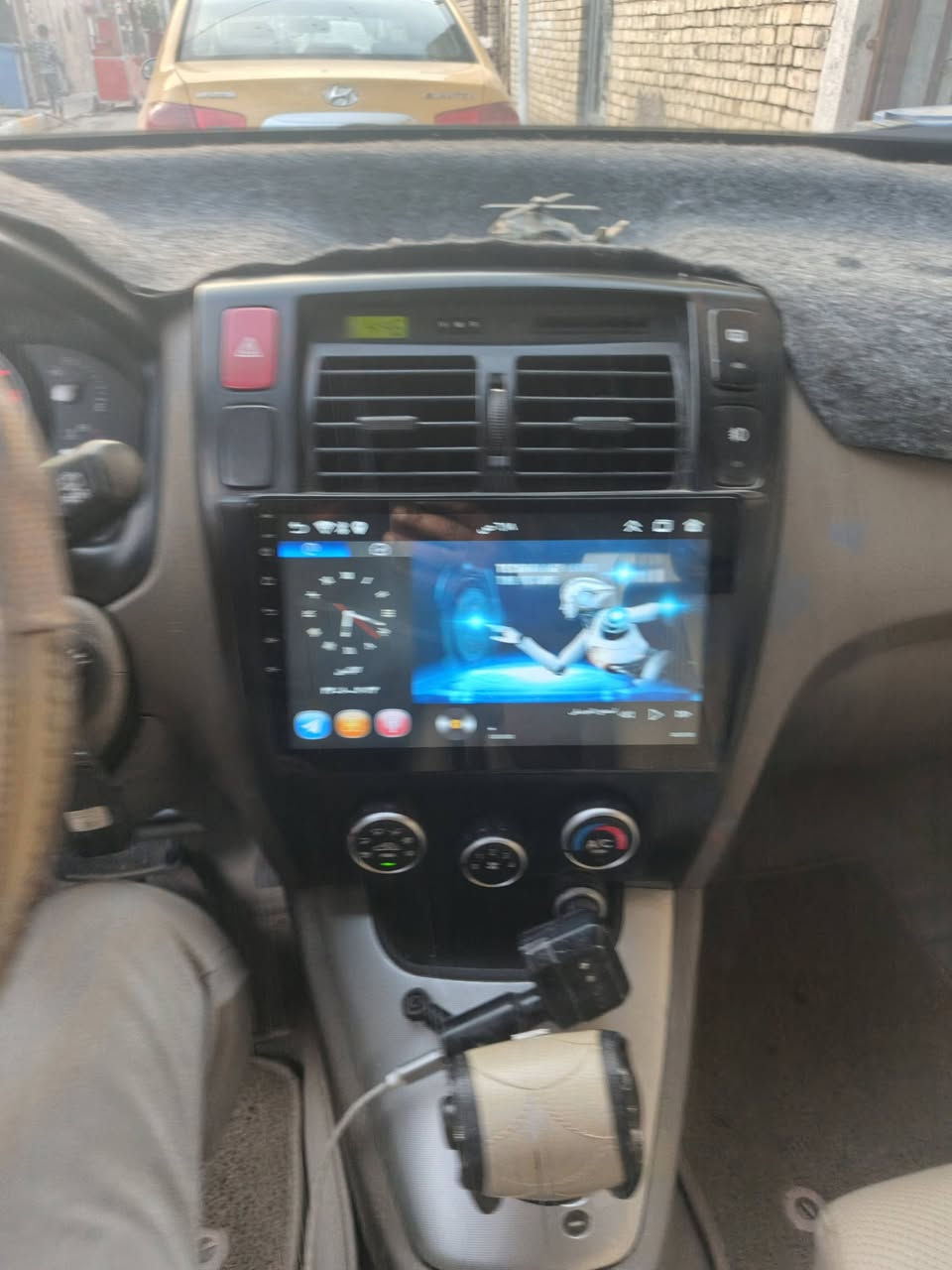 توسان2008مكفله من ضربه و صبغ ماشية111السعر 110$العنوان بغداد***********
