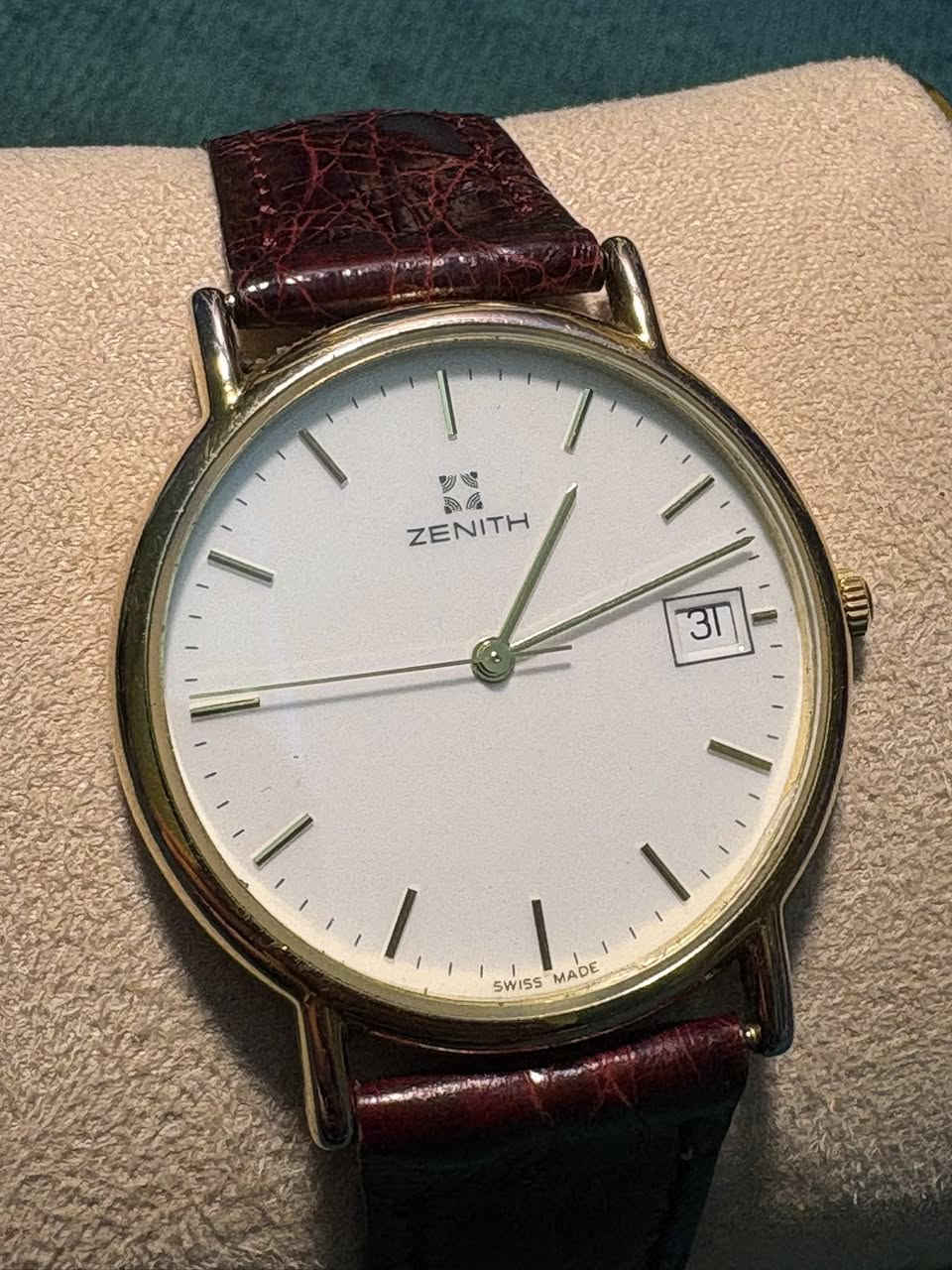 زنث 
كوارتز بطارية 
فنتج مخزن 
ساعة تغليف ذهب
قطر ٣٥


**إذا كنت صاحب هذا الإعلان وتريد حذفه لأي سبب، رجاءا أرسل رسالة إلى الدعم الفني**