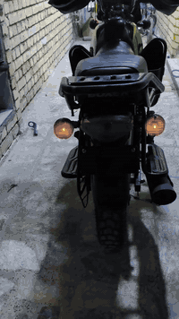 السلام عليكم دراجه بوكسر البيع دراجه كلش نضيفه كلش يعني استخدامي اني المكينه جديده كلشي ما مبدل بيه وعليه زنون يخبل ودراجه خير من الله شلعه تخبل ومفتوحه يعني تمشي 120 مو مقفوله وكدام عينكم بيه تايرات جديده قبل كم يوم مبدلهن وتخبل دراجه موديل 2023/ مكاني السيديه الكفات دزلك الوكيشن تجي تاخذه من البيت الي يحب هاذ رقمي دراجه ما مرقمه بس ماشي بل معامله مالته مال ترقيم بس ينفتح عادي اكمله الك /***********/ رايده 1600
