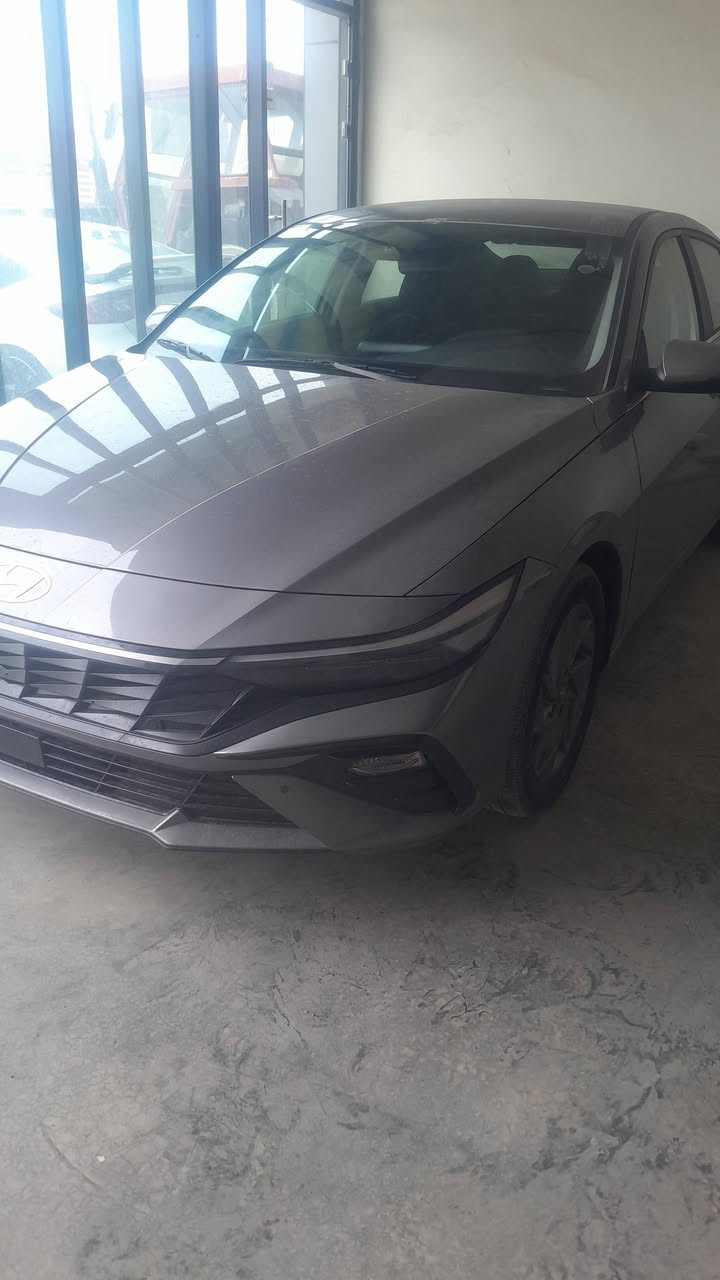 النترا هايبرد مرقم بغداد
تبديل بنيد جاملغ جهه سكن
مواصفات بصمه ابواب بصمه تشغيل 
رادارات تشغيل بعد 
تبريد قطعتين 
حساس امامي خلفي 
ماشيه 5000 
مكان السياره ديالى بعقوبه 
السعر 165$
***********
