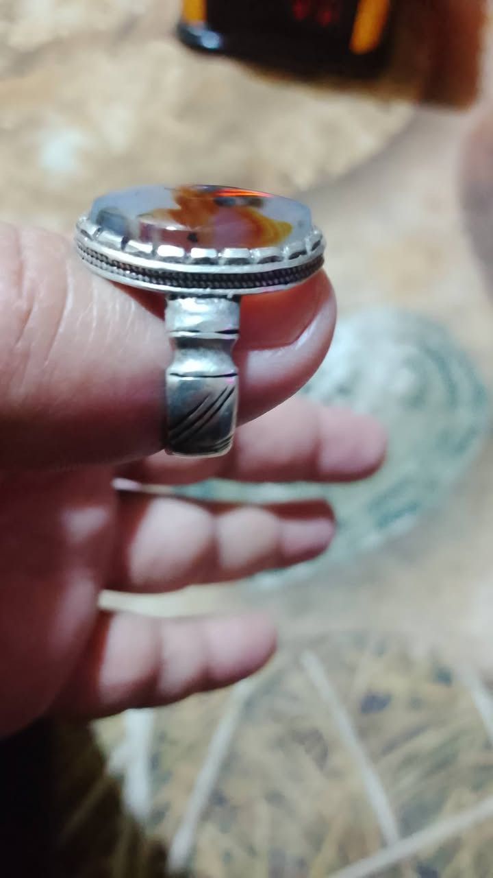 متاح خاتم يماني شجري مصور طبيعي قديم مكاني بغداد الحريه ***********
