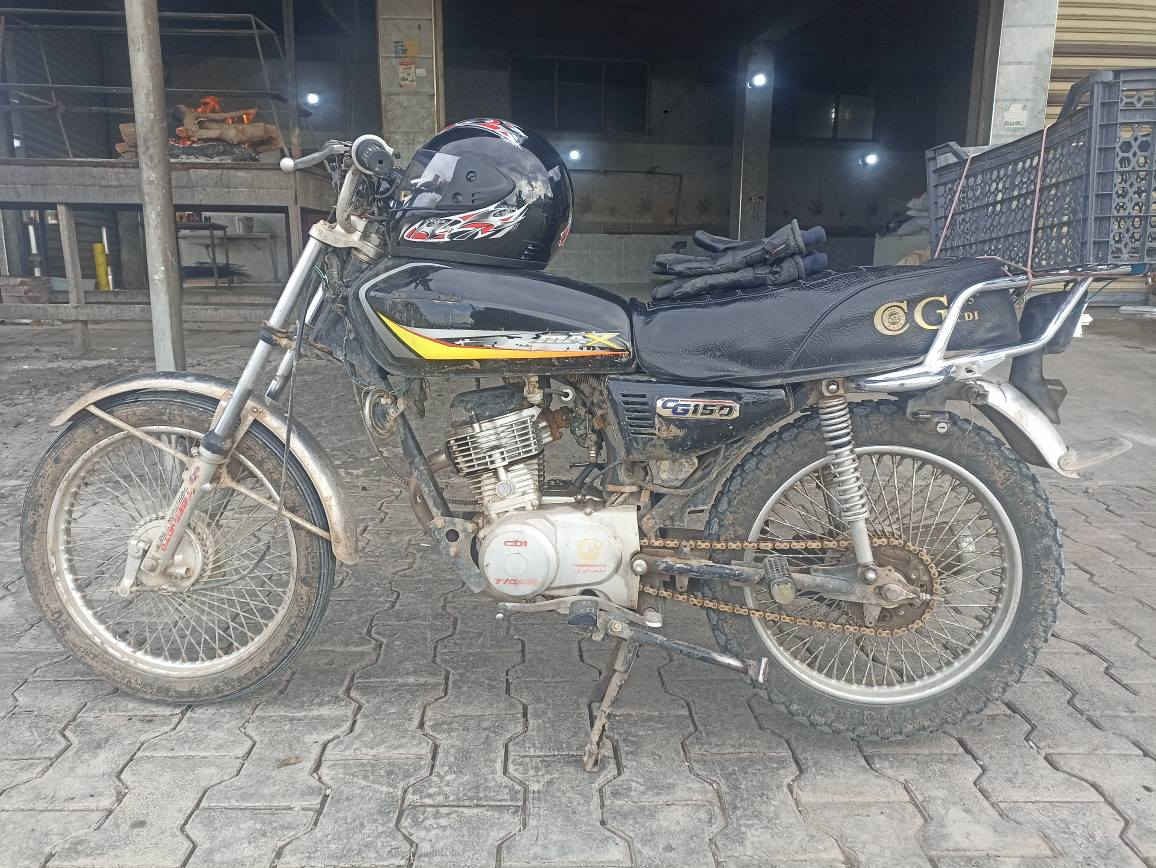 تایگەر 2019 125 بەشی سەرەوەی کراوەتەوە خۆم کردۆتمەوە کابرێتەو تایەم لێگۆڕیوە 400 هەزارو معامەلە سەوداشم هەیە 
*********** رانية, السليمانية
