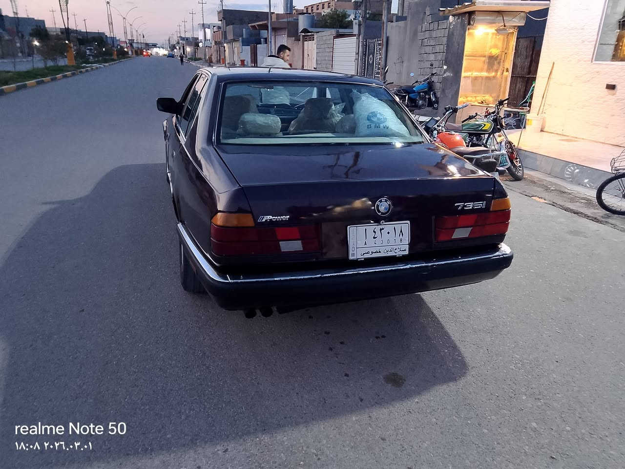 سلام عليكم بيم للبيع 735 رقم صلاح الدين شي سنوية ما ساقط اربع طائرات جديد حداديه جديد صبغ جماليه شرط التحويل مكان طوز خومات سعر 55 او للمراوسه حسب القناعه اي استفسار عن رقم ***********
***********
