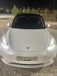عرض للبيع تيسلا  2023  موديل(( Y)) دبل ماطور  بطاريه بيفورمنس ماشيه 40...