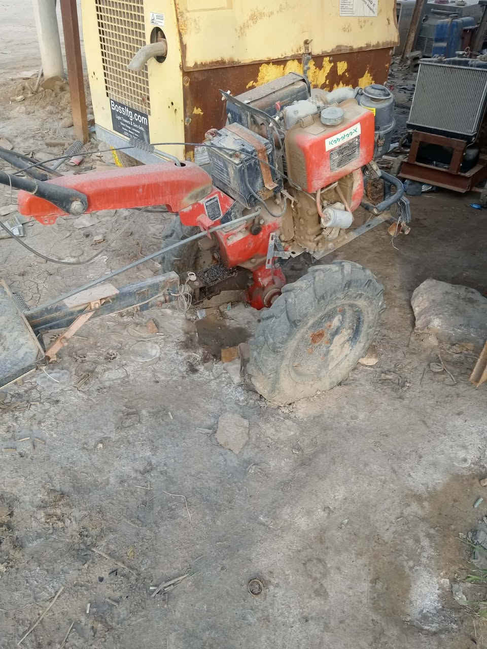 رباشه للبيع شغاله مع عربانه سعر ٨٠٠ الف ديوانيه ***********
