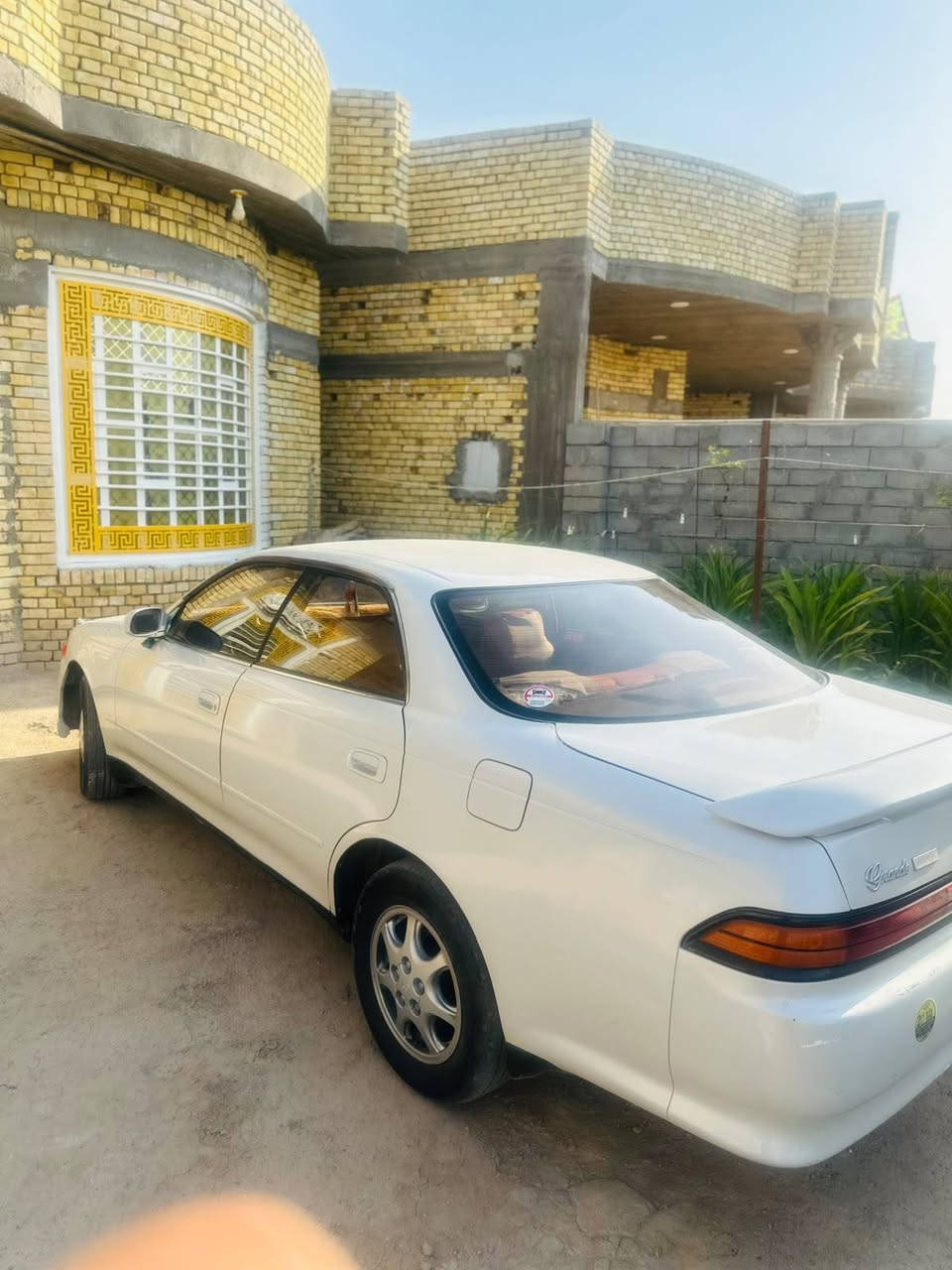 سلام عليكم ماركه نفخ موديل 1995 رقم بصره انكليزي داخله هزه السياره نظيفه بمعنى الكلمة ريموت سنتر لوك ويل كب سياره جاهزه من كلشي كير محرك كفاله السعر 77وبيه مجال حق الجيه سياره نضيفه كلش مابيه اي  نقص رقمي العنوان بصره القرنه ***********
