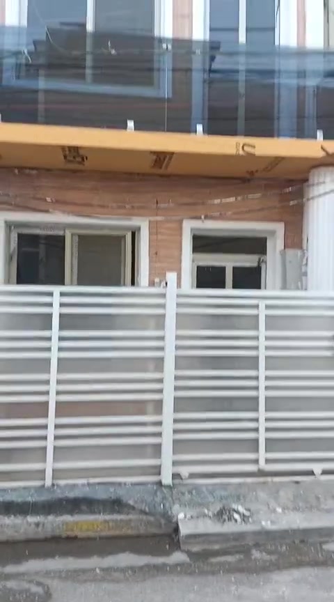 #ســلام 👋🏻
مساحة ٤٨ متࢪ ڪفائات السيدية طابو صرف استقبال ومطبخ وخدمات و غرفتين نوم  #سعره_140مليون 
سيد وعد الشريفي 
الجميع 
للاستفسار اكثر عالخاص (ماسنجر) او الاتصال 
***********
