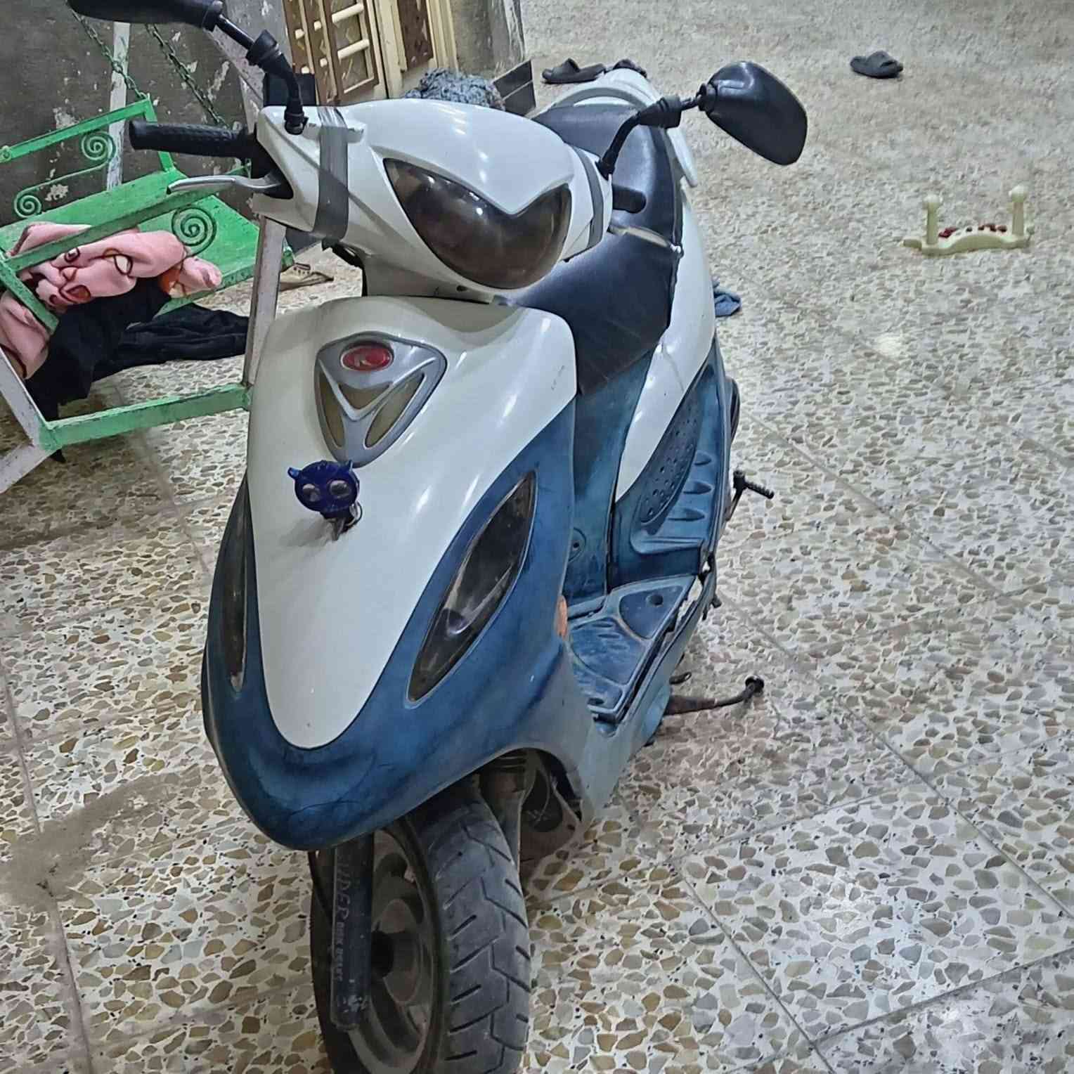 سلام عليكم دراجه البيع بعد جديده نضافته 90 من100 دراجه مال جناي ما مفتوحه مستعجل عله بيعته  الشراي خاص وهاذ رقم ***********
