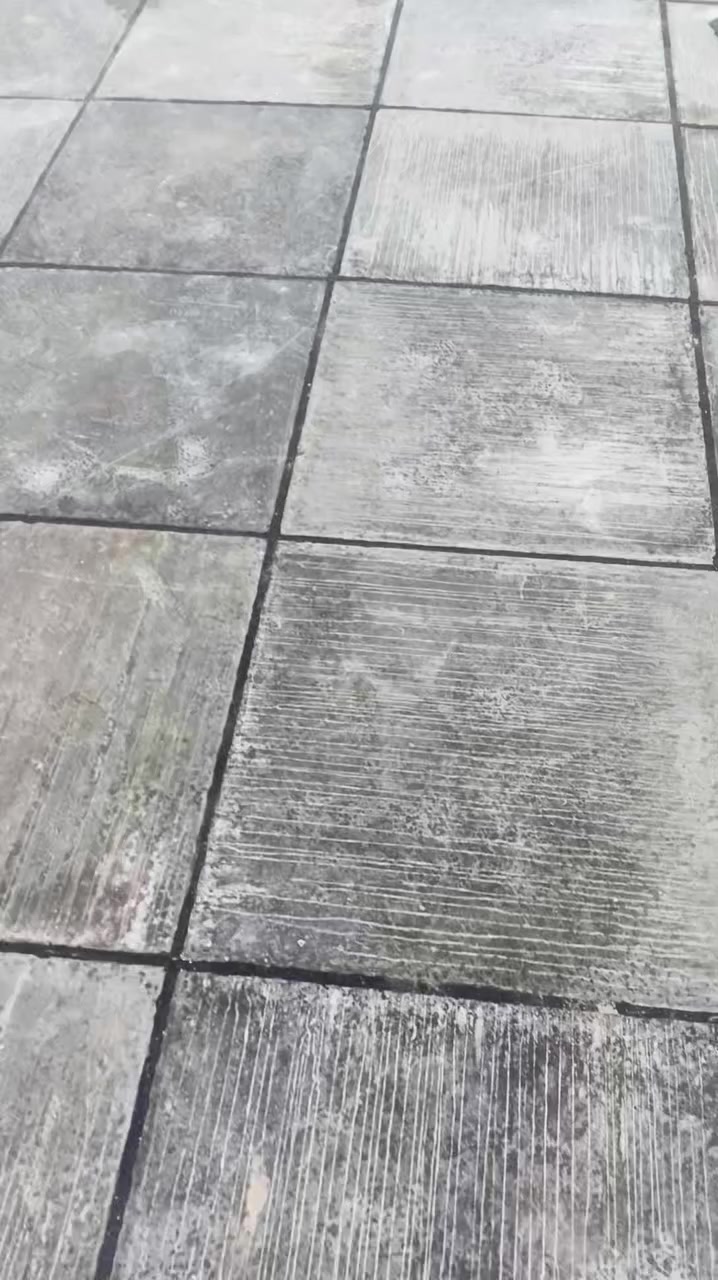 ***********بسم الله الرحمن الرحيم اللهم صلي على محمد وآل محمد عمل ماستك تطبيك تصعيد مواد درجة اولى إدامه للصطوح القديمة قلع اشتايكر قشط الماستك القديم إضافة ماستك جديد كرسته اوعمل عمل فقط عمل شامل للصطوح شغل درجة اولى اومال امعاتب خبرة السنين كادر متخصص للصطوح أسعار مناسبة اتصل اوتدلل *********** متوفر واتساب
