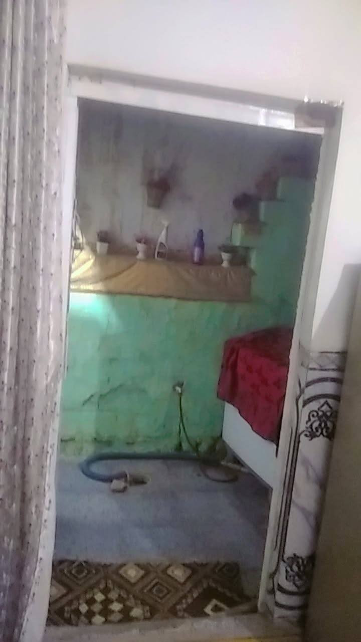 بيت للبيع مجاوز يتكون من غرفتين وصاله ومطبخ وحمام ومنور وطارمه بيت جاهز رقم ***********
