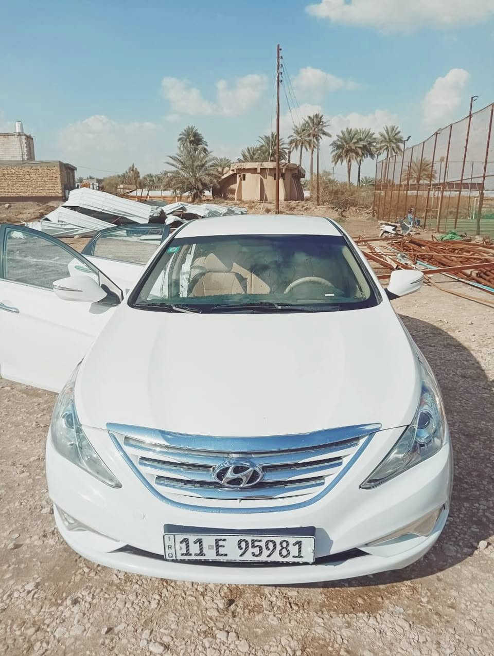 سوناته موديل 2014 خليجي رقم بغداد هزه وسنويه وارقام نكليزي  وبسمي تحويل مباشر سياره كلش نظيفه ومال جناي 
مكينه 2400 
ويل كب 17 
كير مكينه تبريد ثلج حداديه كله مكفول 
مكاني بابل قضاء الهاشميه 
السعر 136 
***********
