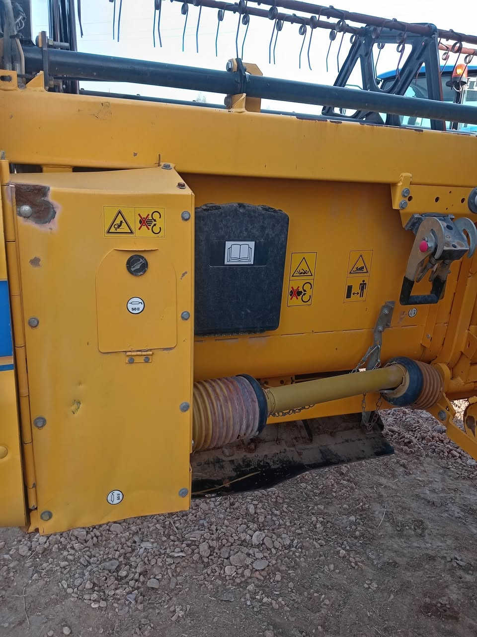 حاصوده ٥٠٤٠ اربعه بلم موديل ٢٠٢٠ مشتغله ٢٠٠٠ ساعه مكفوله مكان بابل المشروع  جبله
***********
